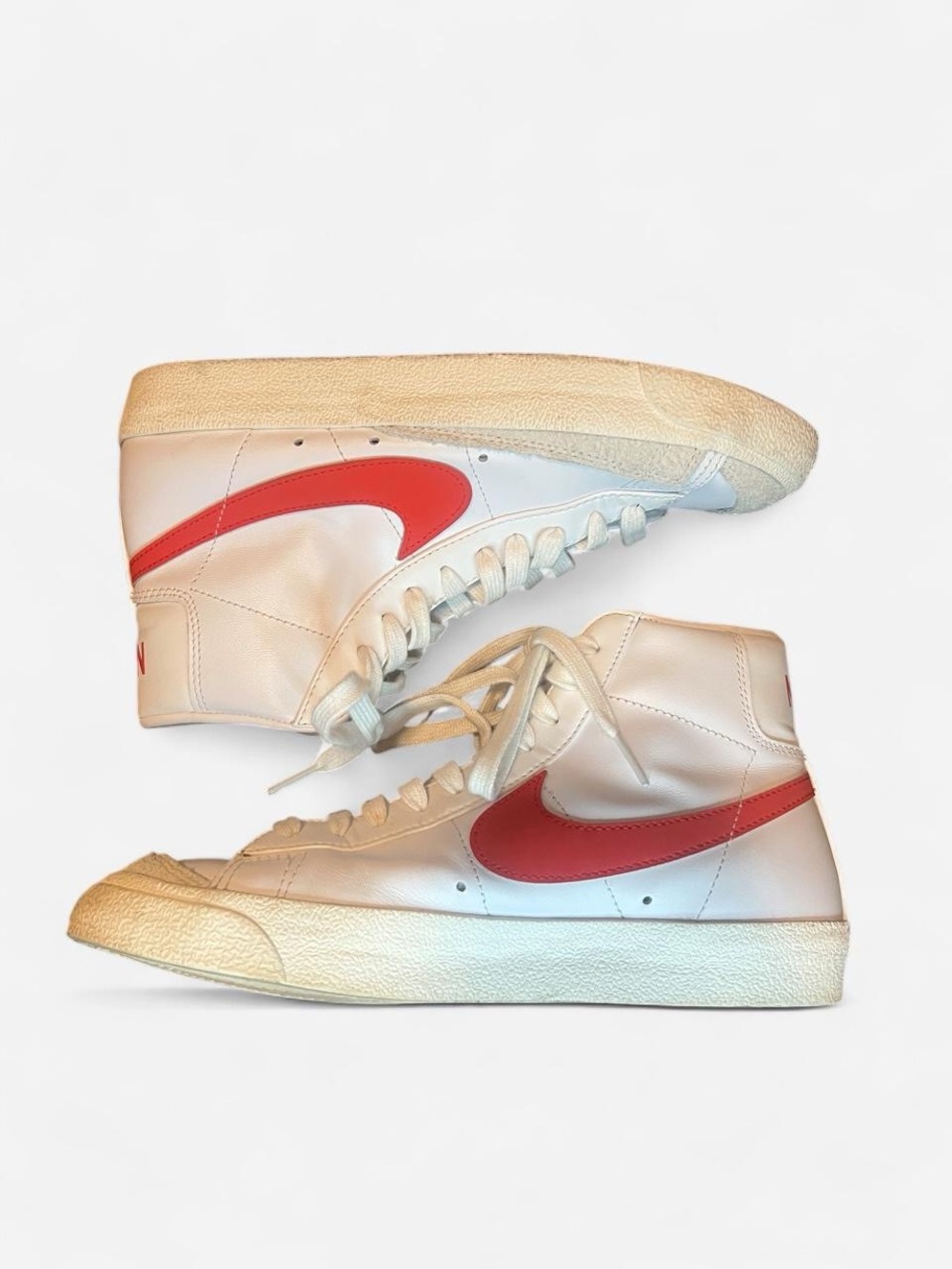 Nike High-Top Sneakers in White with Red Swoosh